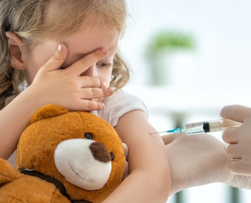 https://www.autourdebebe.com/conseils/article/voyage-avec-bebe-vaccins-obligatoires/
