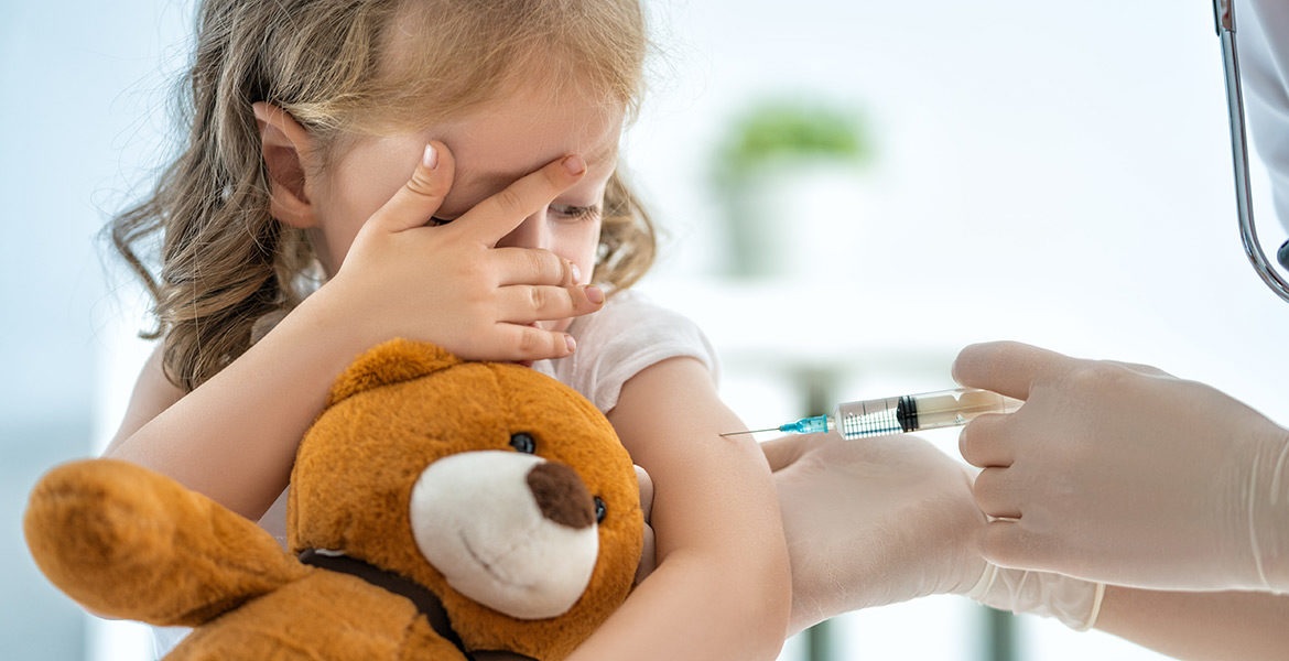 https://www.autourdebebe.com/conseils/article/voyage-avec-bebe-vaccins-obligatoires/